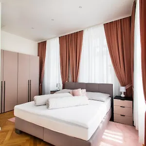  Appartamento Royal Residences